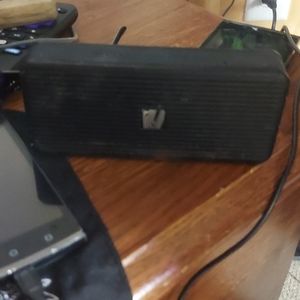Soundfreaq speaker